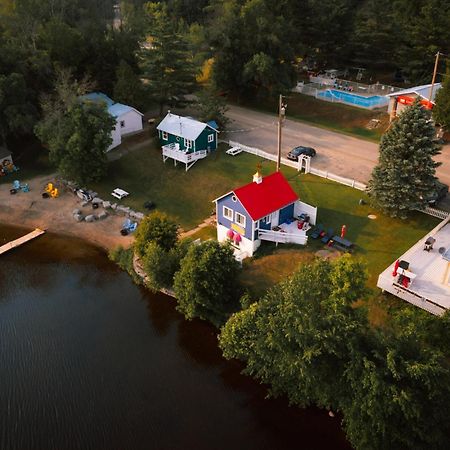 Greystone On Golden Lake Deacon Экстерьер фото