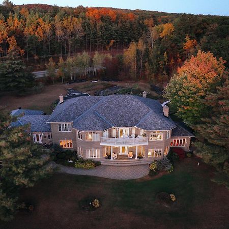 Greystone On Golden Lake Deacon Экстерьер фото