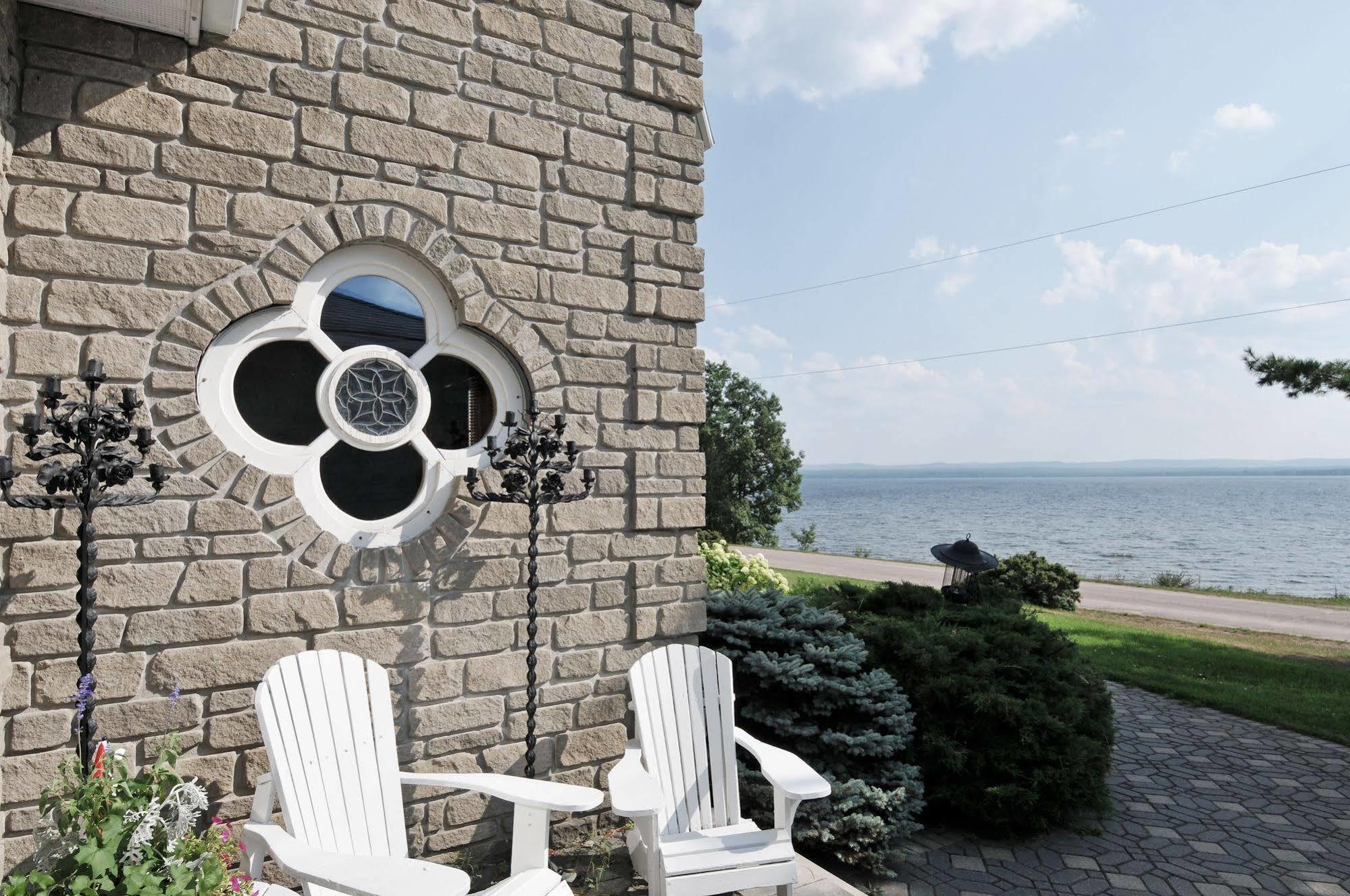 Greystone On Golden Lake Deacon Экстерьер фото